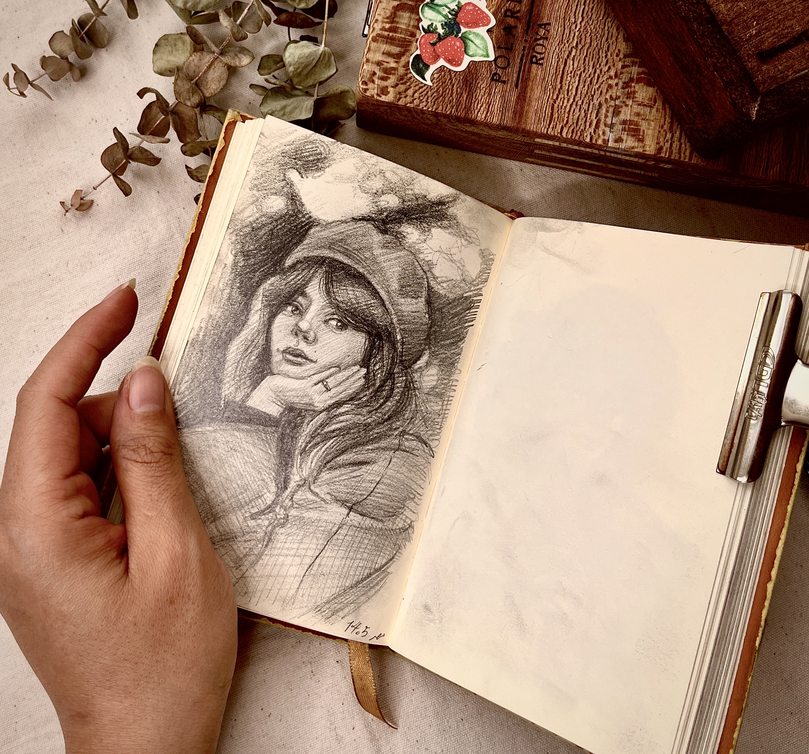 تفاوت اسکیس و طراحی با مداد